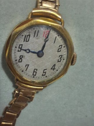 Reloj de dama antiguo (aprox. 1920)