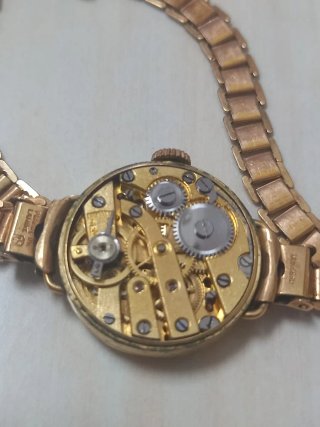 Reloj de dama antiguo (aprox. 1920)