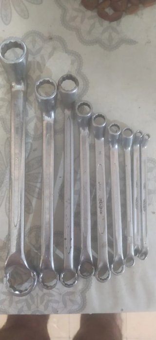 Set di 8 chiavi a L