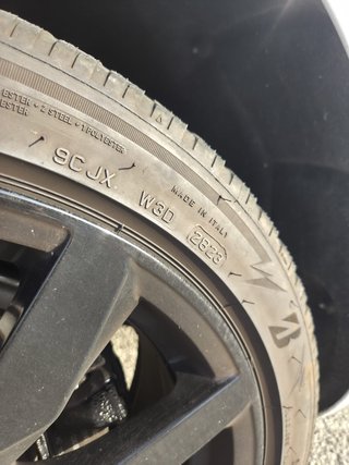 4 Gomme Invernali Bridgestone Blizzak 245/40 R18