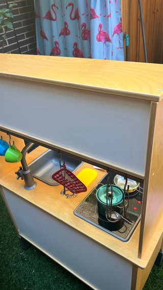 Cocina IKEA con accesorios