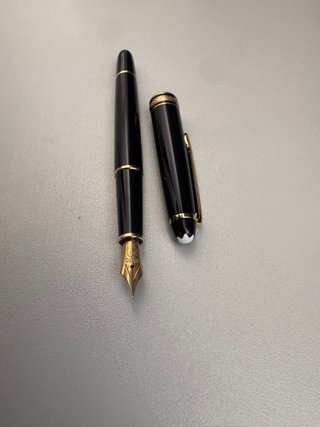 Montblanc Meisterstück Classique 14K