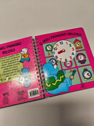 Libro infantil escrito en gallego.