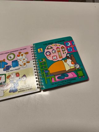 Libro infantil escrito en gallego.