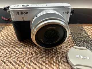 Nikon 1 S1