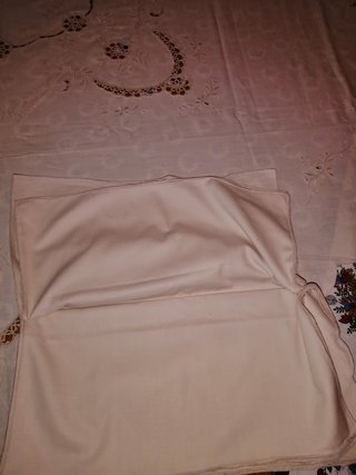 Tovaglia rotonda beige + 8 tovaglioli