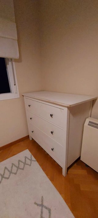 Cómoda blanca Ikea