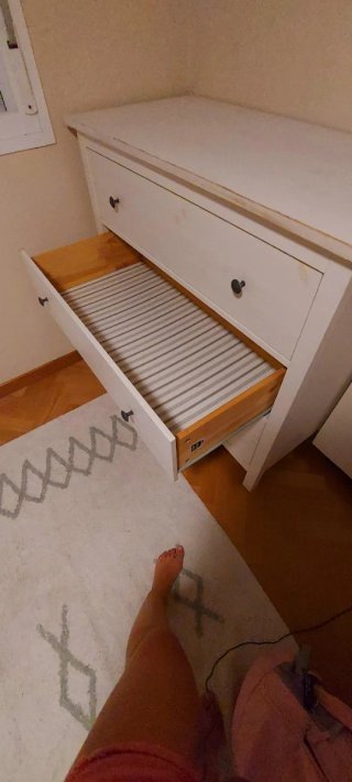 Cómoda blanca Ikea