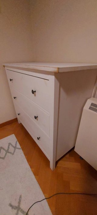 Cómoda blanca Ikea
