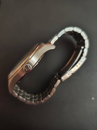 Reloj ALPHA SAPHIR esfera negra