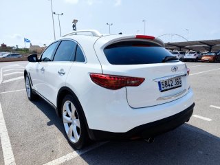 Infiniti QX70 2014