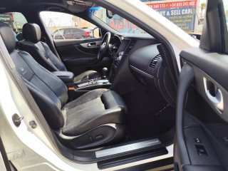 Infiniti QX70 2014