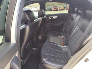 Infiniti QX70 2014