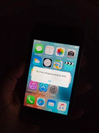 iPhone 4S Nero + Scatola e Caricatore