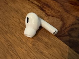Airpods Pro 2 derecho con estuche MagSafe 2023