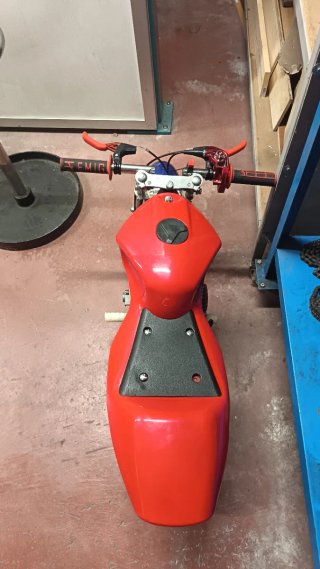 Vendo due minimoto+vari ricambi