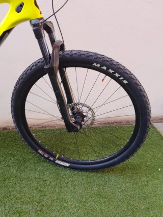 Bicicleta Scott Scale 930 Carbono