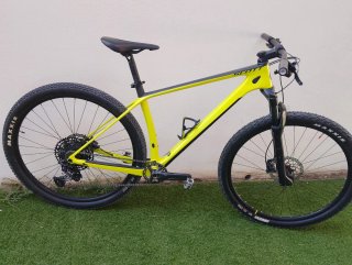 Bicicleta Scott Scale 930 Carbono