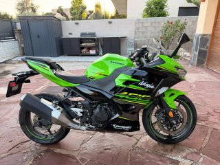 Kawasaki Ninja 400 ABS Verde/Negro