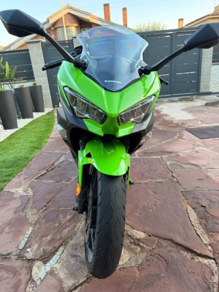 Kawasaki Ninja 400 ABS Verde/Negro