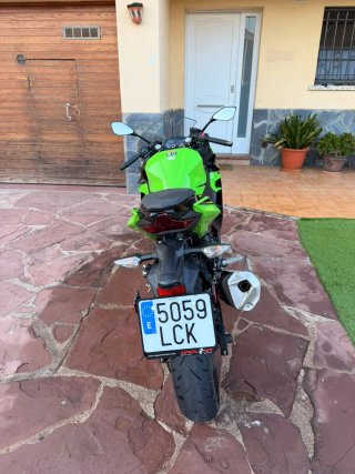 Kawasaki Ninja 400 ABS Verde/Negro