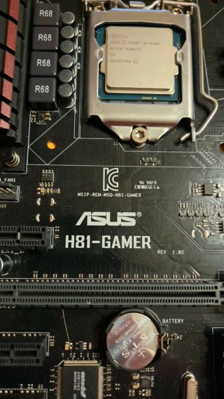 Placa Base ASUS H81 Gamer + Intel i5
