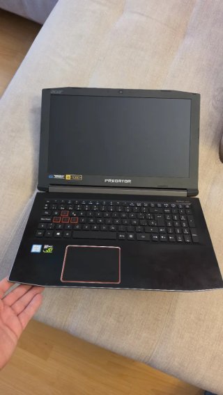 Acer Predator Helios 300 G3-572 i7 GTX 1060