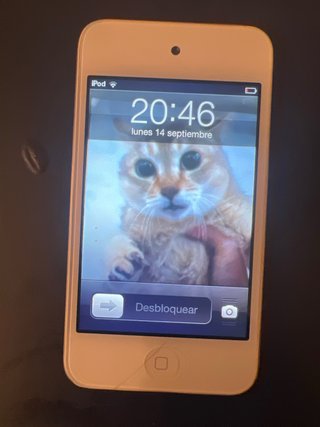 IPOD touch 4ta Gen 8GB Blanco