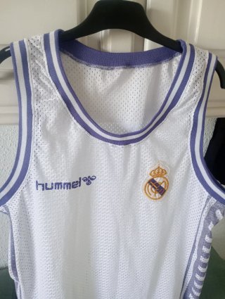 Camiseta Baloncesto Hummel Real Madrid 80s