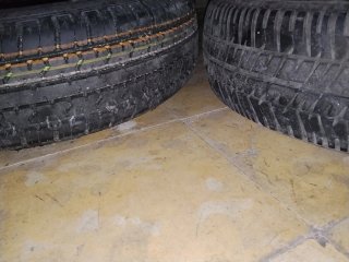 2 Llantas R13 con Neumáticos 175/70 R13    82T