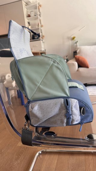 Trona portátil bebé casi nueva
