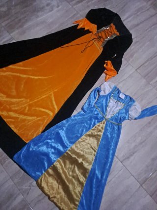 Lote 2 Vestidos Disfraces Naranja y Plateado