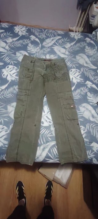 Pantalón cargo Desigual verde oliva