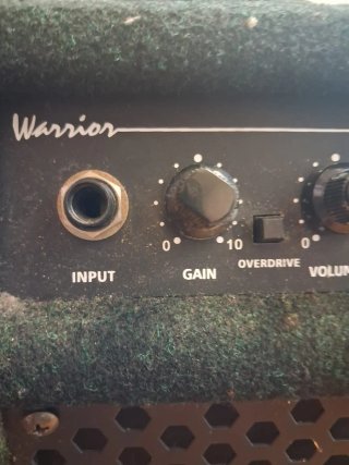 Amplificador Warrior Standard 15W