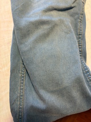 Pantalón vaquero hombre moto con protecciones