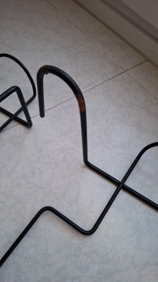 Set di tre fioriere da balcone in metallo nero