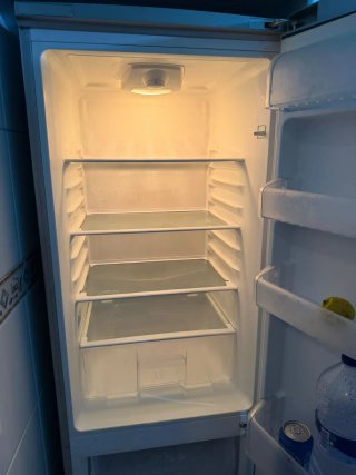 Nevera Beko plateada