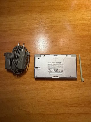 Nintendo DS Lite Argento + Caricatore + Pennino