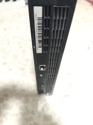 PS3 Slim , no se sabe el estado, falta disco duro.
