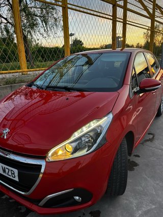 Peugeot 208 2019