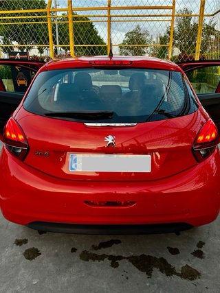 Peugeot 208 2019