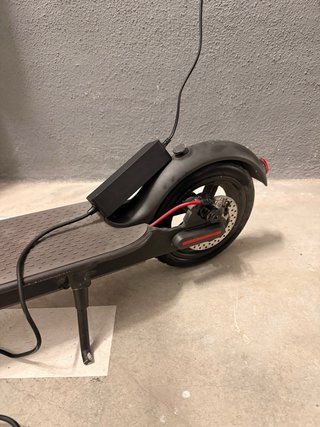Patinete Eléctrico Xiaomi Mi Scooter M365