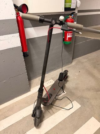 Patinete Eléctrico Xiaomi Mi Scooter M365