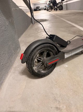 Patinete Eléctrico Xiaomi Mi Scooter M365