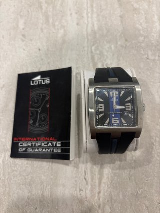 Reloj Lotus Negro y Azul