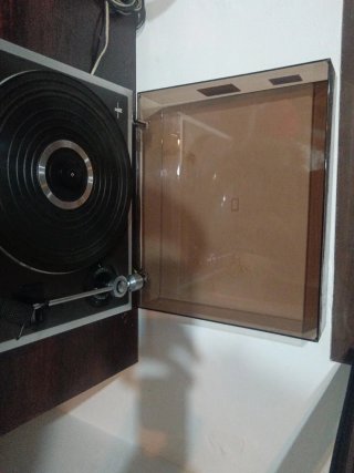 Tocadiscos Philips 437