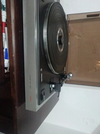 Tocadiscos Philips 437