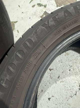 Neumáticos Goodyear 225/50/17 98W