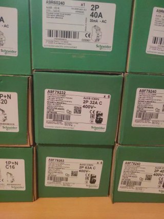 Cajas DPN 10,16,20,25,32,40,63  Automático Diferen
