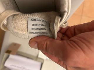 Zapatillas Golden Goose Blancas y Plateadas.